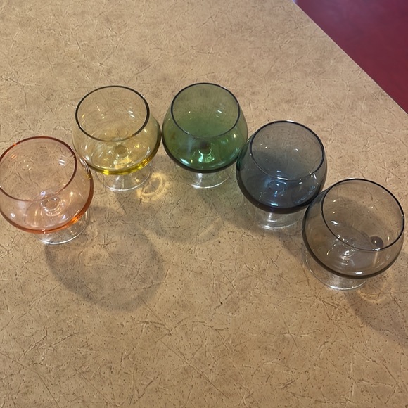 5 Vintage cordial liquor glasses.
